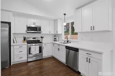 1996 Snowridge Avenue, Port Orchard, WA 98366 - Photo 11