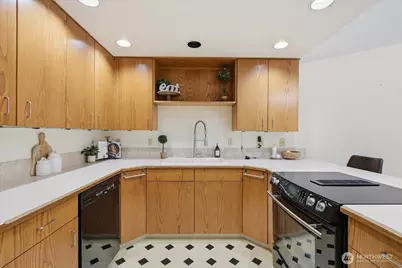 3300 NE 164th Street #D2, Ridgefield, WA 98642 - Photo 9