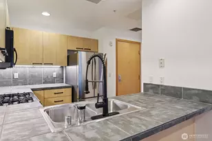 300 W 8th St, Vancouver, WA 98660 - Photo 13