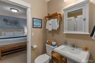 81 Compass St, Pacific Beach, WA 98571 - Photo 25