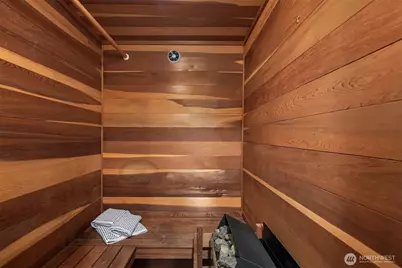 1280 80th Place NE, Medina, WA 98039 - Photo 25