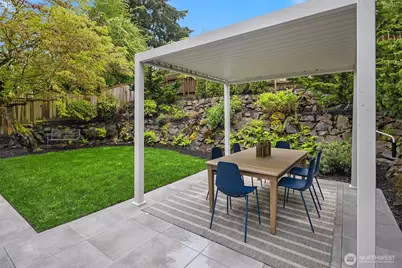 8205 18th Avenue NE, Seattle, WA 98115 - Photo 31