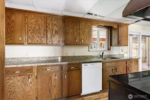 5443 Pleasant View Ln, Freeland, WA 98249 - Photo 11