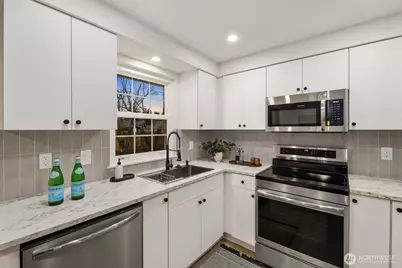 5728 91st Place NE, Marysville, WA 98270 - Photo 9