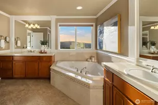 2449 NE Davis Loop, Issaquah, WA 98029 - Photo 19