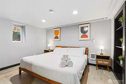 5506 5th Avenue NW, Seattle, WA 98017 - Photo 19