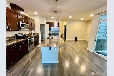 11530 173rd Street E, Puyallup, WA 98374 - Photo 9