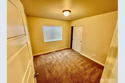 11530 173rd Street E, Puyallup, WA 98374 - Photo 7