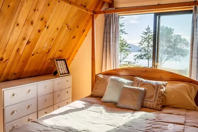 239 Shoreland Drive, Lopez Island, WA 98261 - Photo 17