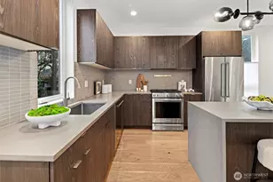 609 15th Ave E, Seattle, WA 98112 - Photo 11