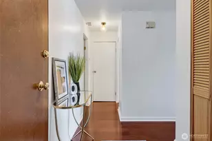 3814 11th Ave W, Seattle, WA 98119 - Photo 3