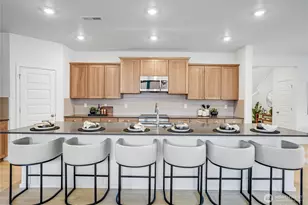 14404 204th Ave Ct E, Bonney Lake, WA 98391 - Photo 3