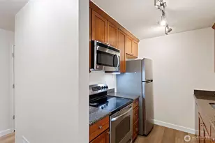 14200 SE 6th St, Bellevue, WA 98007 - Photo 7