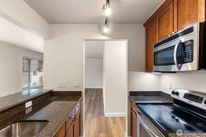 14200 SE 6th Street #57, Bellevue, WA 98007 - Photo 9