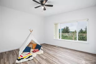 2104 Highland Dr, Anacortes, WA 98221 - Photo 19