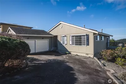 2104 Highland Drive, Anacortes, WA 98221 - Photo 29