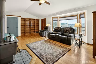 20070 Park Ridge Lane, Sedro Woolley, WA 98284 - Photo 5