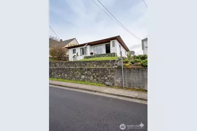 314 Bryan Avenue, Bremerton, WA 98312 - Photo 1