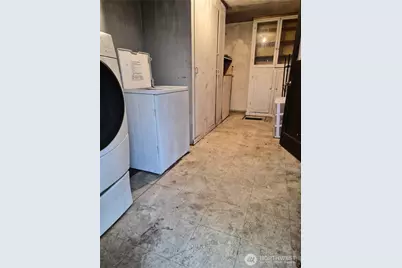 314 Bryan Avenue, Bremerton, WA 98312 - Photo 9