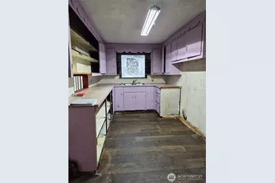 314 Bryan Avenue, Bremerton, WA 98312 - Photo 5