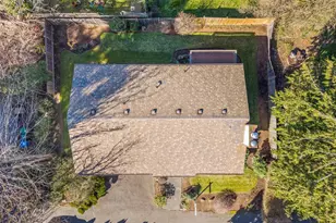 12213 Densmore Ave N, Seattle, WA 98133 - Photo 23