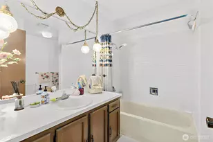 12213 Densmore Ave N, Seattle, WA 98133 - Photo 13