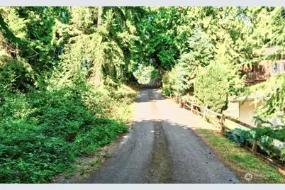 157 Xx 72nd Avenue W, Edmonds, WA 98026 - Photo 3