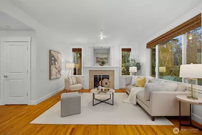 1717 100th Avenue NE, Bellevue, WA 98004 - Photo 21