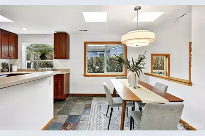 622 NW 75th Street, Seattle, WA 98117 - Photo 9