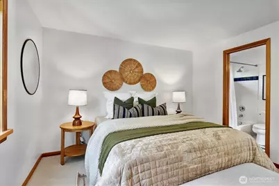 622 NW 75th Street, Seattle, WA 98117 - Photo 15