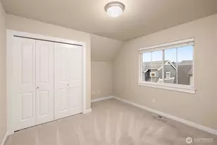 365 NE Denny Way, Issaquah, WA 98029 - Photo 29