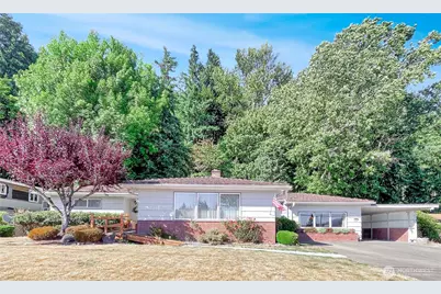 2116 Cascade Way, Longview, WA 98632 - Photo 1