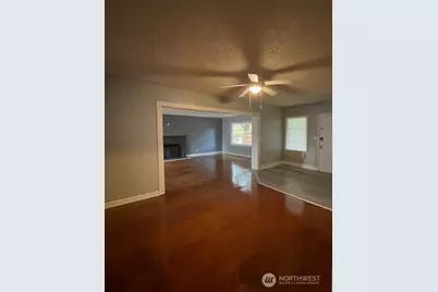 6221 S 129th Street, Seattle, WA 98178 - Photo 5