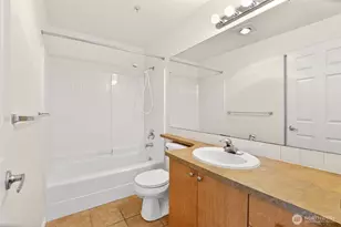 18 Dravus St, Seattle, WA 98109 - Photo 17