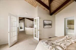 4612 Cypress Dr, Anacortes, WA 98221 - Photo 23