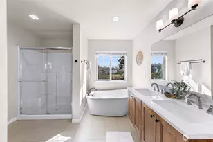 635 Springside Ln, Bellingham, WA 98226 - Photo 19