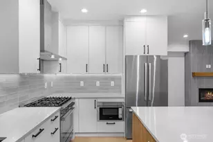 695 NW Locust St (Homesite #9), Issaquah, WA 98027 - Photo 9