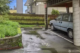 4530 Meridian Ave N, Seattle, WA 98103 - Photo 31