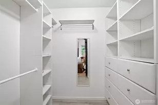 4530 Meridian Ave N, Seattle, WA 98103 - Photo 19