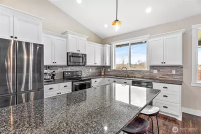 715 Red Maple Loop, Everson, WA 98247 - Photo 11