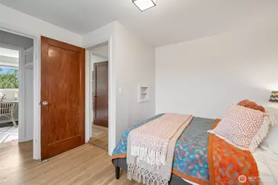 10238 7th Avenue SW, Seattle, WA 98146 - Photo 17