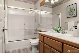 11617 E Oakmont Dr, Mukilteo, WA 98275 - Photo 29