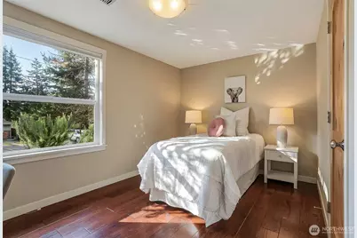 11545 34th Avenue NE, Seattle, WA 98125 - Photo 13