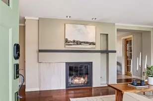 11545 34th Ave NE, Seattle, WA 98125 - Photo 3