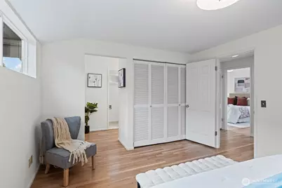 12128 SE 19th Street, Bellevue, WA 98005 - Photo 13