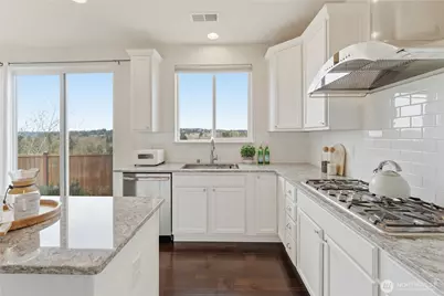 8218 NE 196 Street, Kenmore, WA 98028 - Photo 11