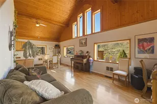 540 Hwy 153, Pateros, WA 98846 - Photo 15