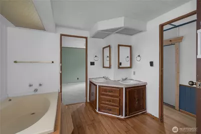 9823 Whitecap Drive NW, Olympia, WA 98502 - Photo 21