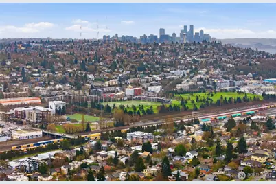 2500 W Manor Place #216, Seattle, WA 98199 - Photo 41