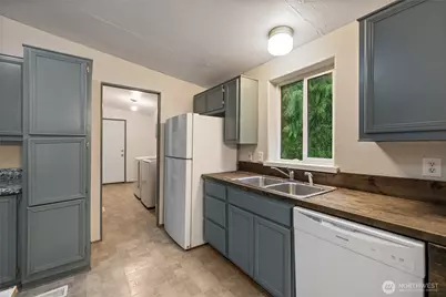 8341 Daphne Ct SE, Yelm, WA 98597 - Photo 11